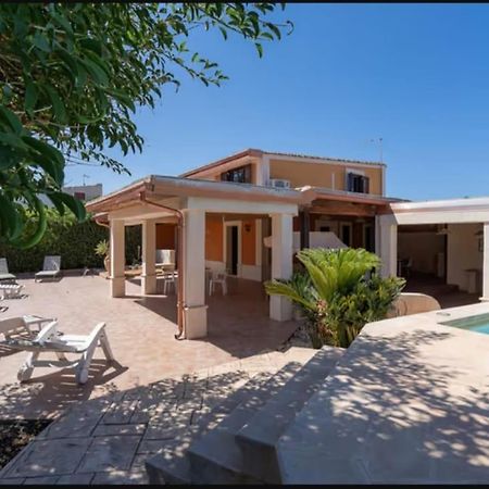 אונינה Villa Con Piscina Al Mare מראה חיצוני תמונה