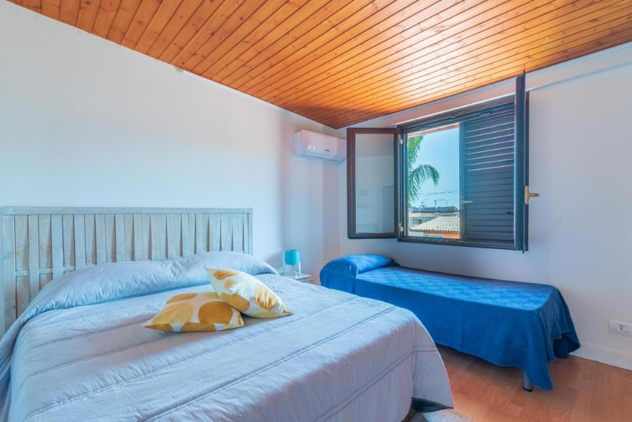 אונינה Villa Con Piscina Al Mare מראה חיצוני תמונה