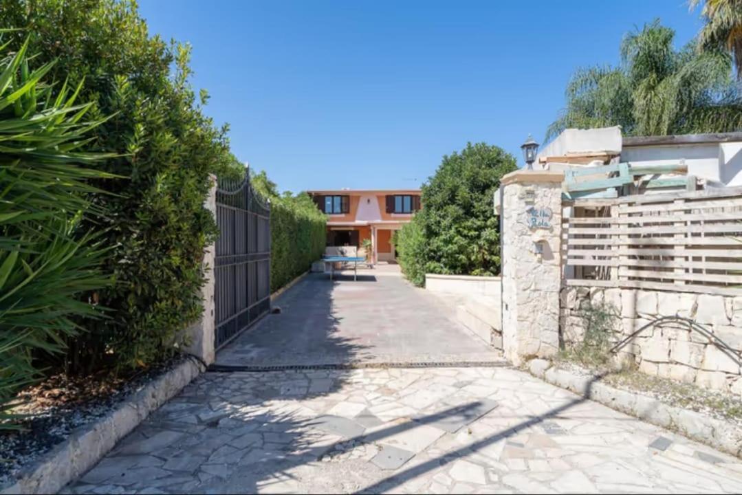 אונינה Villa Con Piscina Al Mare מראה חיצוני תמונה