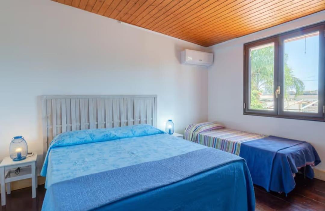 אונינה Villa Con Piscina Al Mare מראה חיצוני תמונה